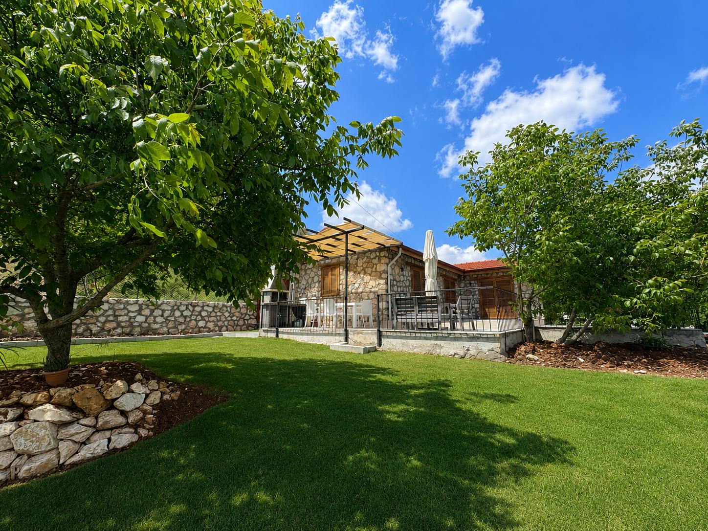 Villa Maral Bahçe