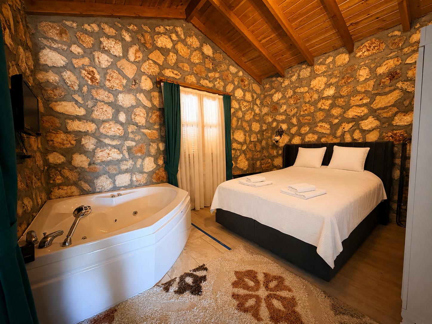 Villa Maral Yatak Odası-1